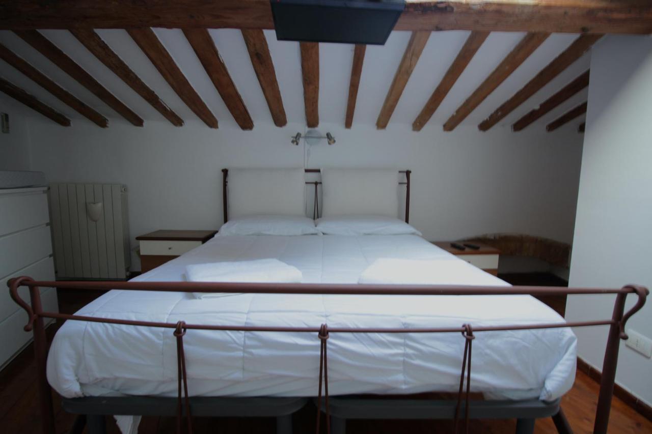 Kia Orana Guesthouse Livorno Esterno foto