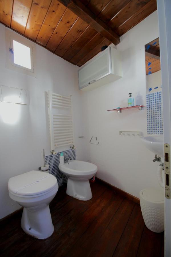 Kia Orana Guesthouse Livorno Esterno foto