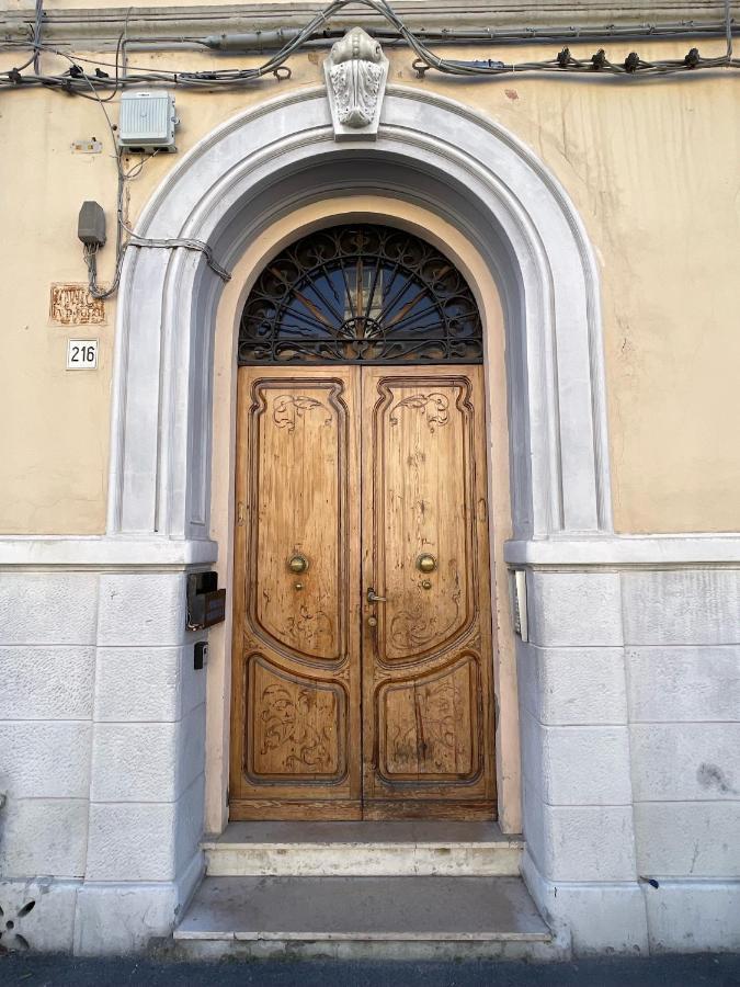 Kia Orana Guesthouse Livorno Esterno foto